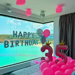 https://condostmaarten-by-the-sea.comcaribbean.com